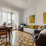 - Metro B1 Conca D'oro Apartmán