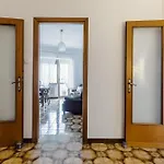 - Metro B1 Conca D'oro Apartmán Řím